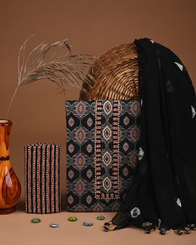 Premium Cotton Suit Set with Multicolor Neck & Zari Chiffon Dupatta (BCTCOTCFG40)